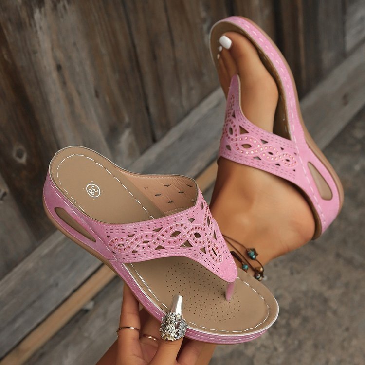 New Platform Flip-flops Wedge Summer Outer Wear Hollow Beach Rhinestone Slippers