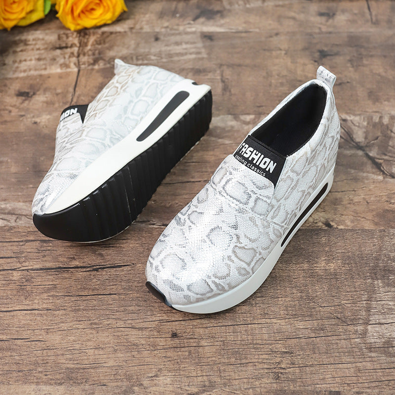 Plus Size Shallow Mouth  Height Increasing Insole Platform Women's Sports Pumps Women's Shoes