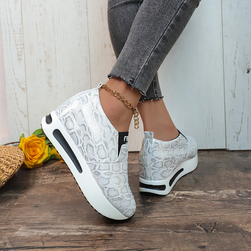 Plus Size Shallow Mouth  Height Increasing Insole Platform Women's Sports Pumps Women's Shoes