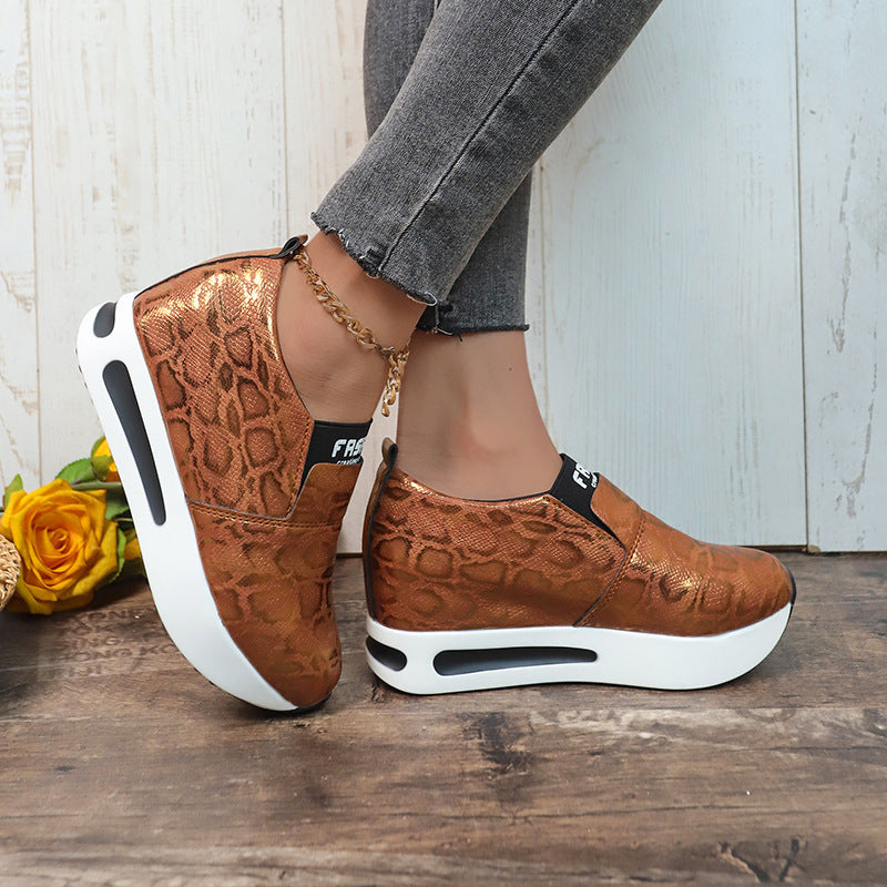 Plus Size Shallow Mouth  Height Increasing Insole Platform Women's Sports Pumps Women's Shoes