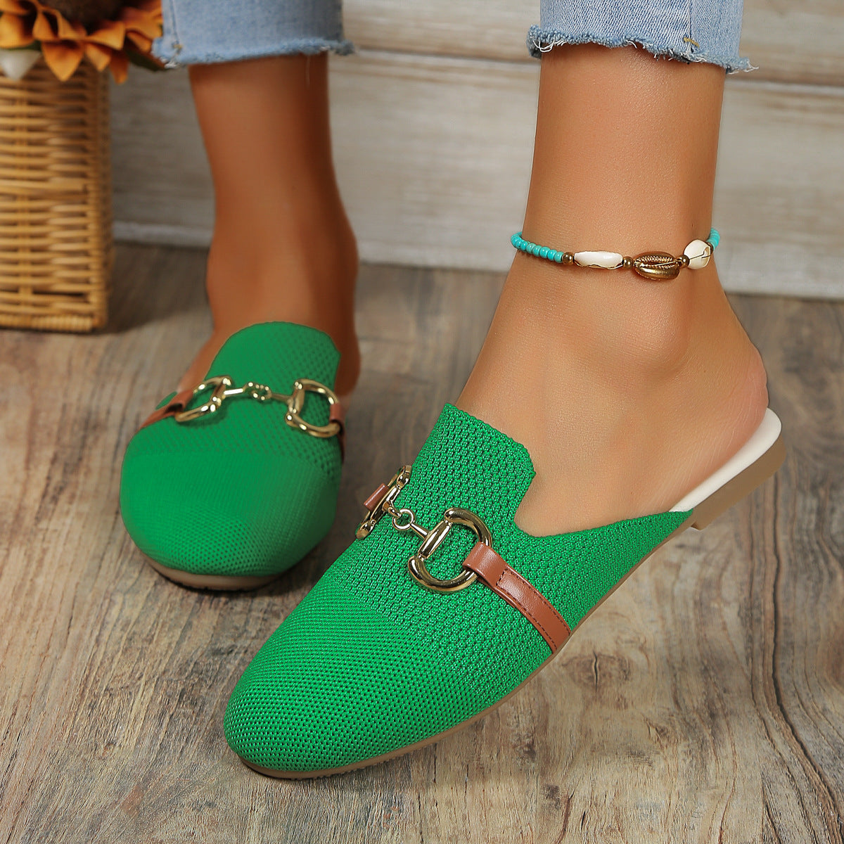 Women's Fashion Solid Color Round Toe Chain Casual Flat Slippers