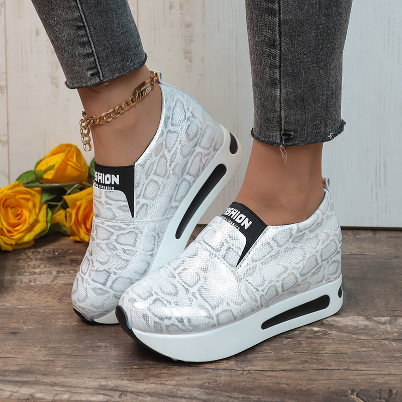 Plus Size Shallow Mouth  Height Increasing Insole Platform Women's Sports Pumps Women's Shoes