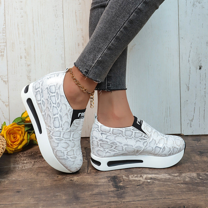 Plus Size Shallow Mouth  Height Increasing Insole Platform Women's Sports Pumps Women's Shoes